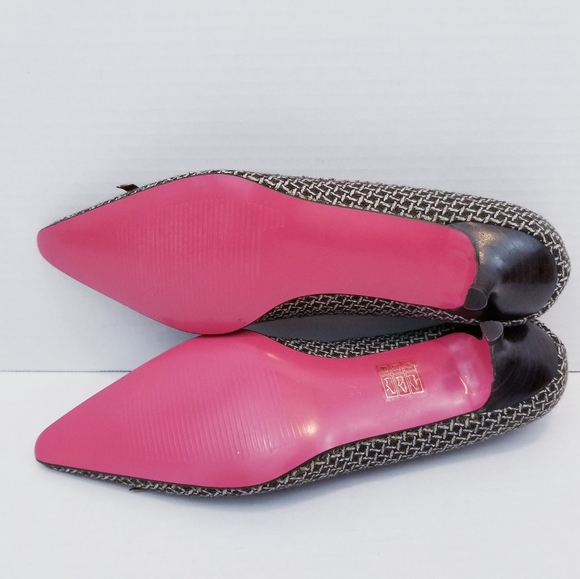 Boden Tweed Textured Kitten Heel Pumps, Size 8 - Picture 14 of 14